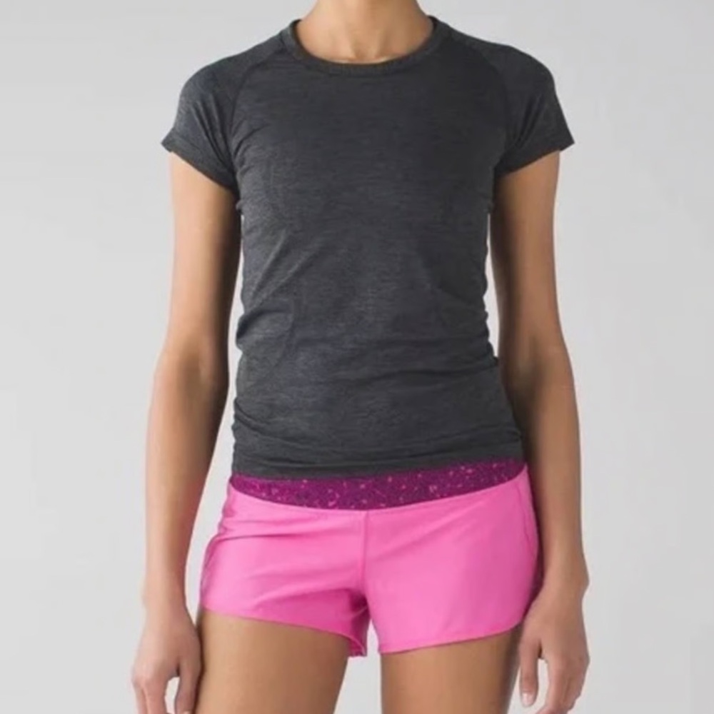 Lululemon Speed Up Shorts EUC - Picture 2 of 10